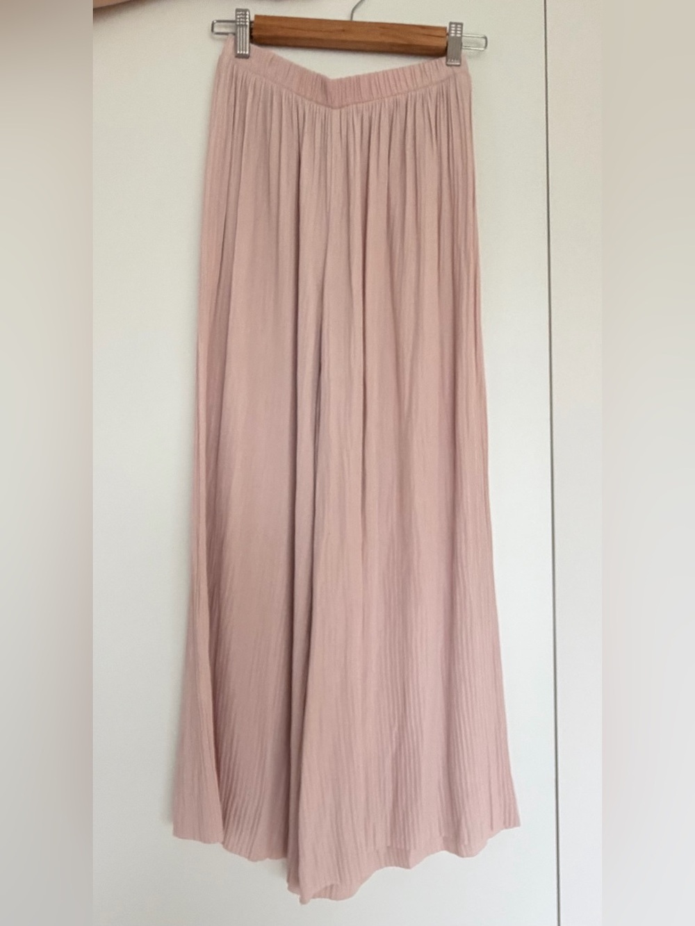 Aritzia Wilfred Chaunce pink pant